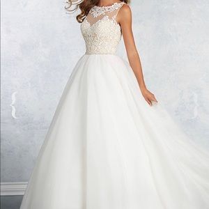 Alfred Angelo Signature Collection 2017